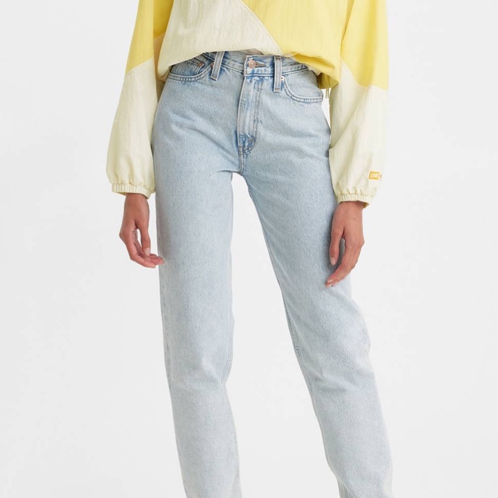 Levi’s Mom Jeans